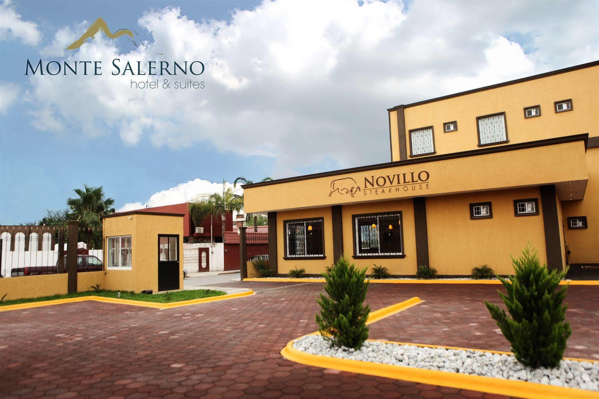 Monte Salerno Hotel & Suites Montemorelos Eksteriør bilde