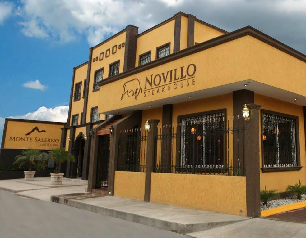 Monte Salerno Hotel & Suites Montemorelos Eksteriør bilde