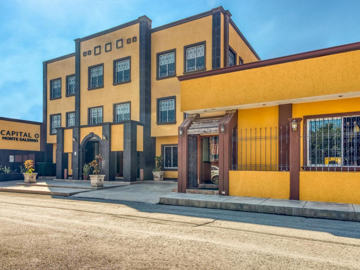 Monte Salerno Hotel & Suites Montemorelos Eksteriør bilde